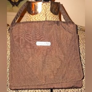 Small Baggallini clutch purse